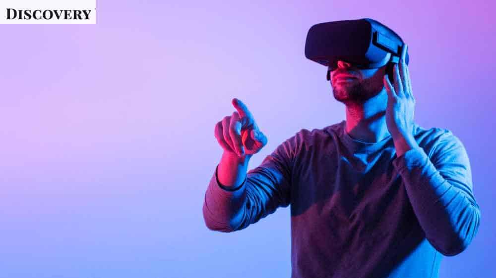 Hombre en realidad virtual